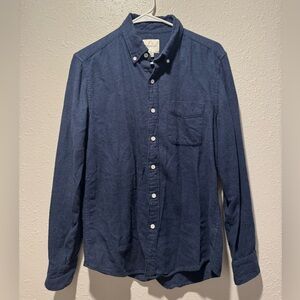 American Eagle Navy Casual Button-Down Shirt